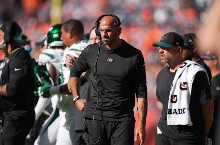 Jets coach Robert Saleh has his team still in playoff contention without Aaron Rodgers.